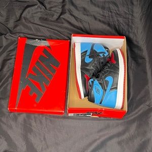 Wmns Air Jordan 1 High OG 'UNC To Chicago' Size 5.5